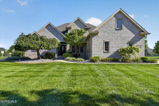 8518 Kacie Lane, Monclova, OH 43542