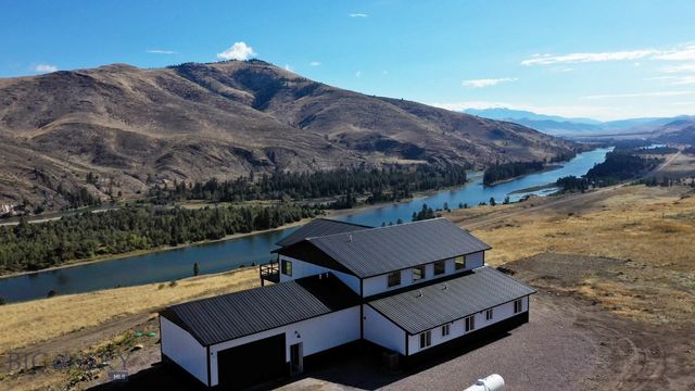 9800 Hwy 200, Dixon, MT 59831 property photo