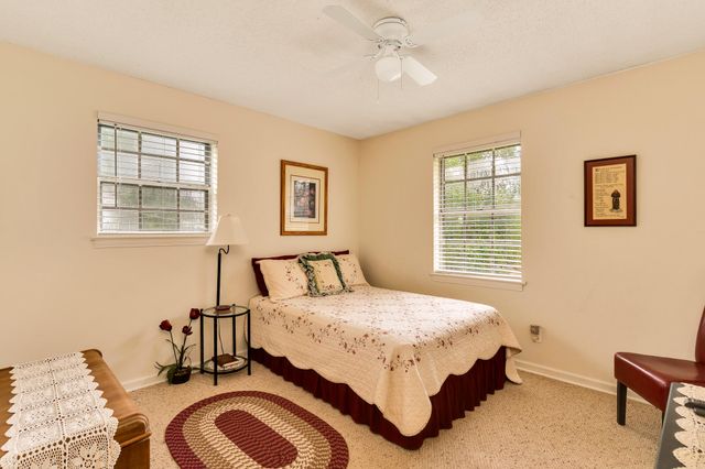 912 Crest Drive, Chickamauga, GA 30707