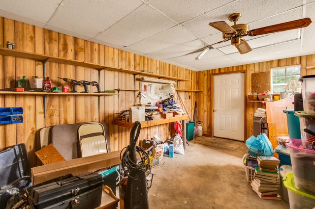 912 Crest Drive, Chickamauga, GA 30707
