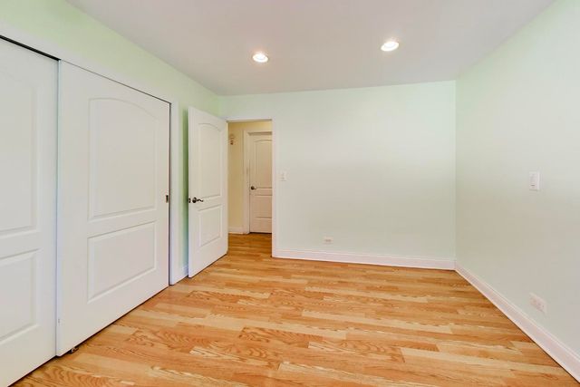 1600 W Greenleaf Avenue 102, Chicago, IL 60626
