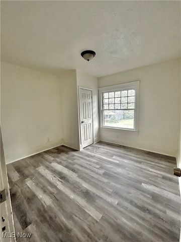 10009 Parmelee Avenue, Cleveland, OH 44108