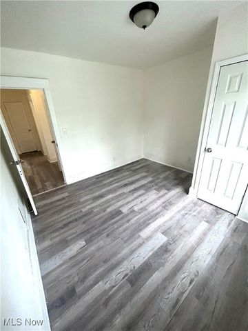 10009 Parmelee Avenue, Cleveland, OH 44108