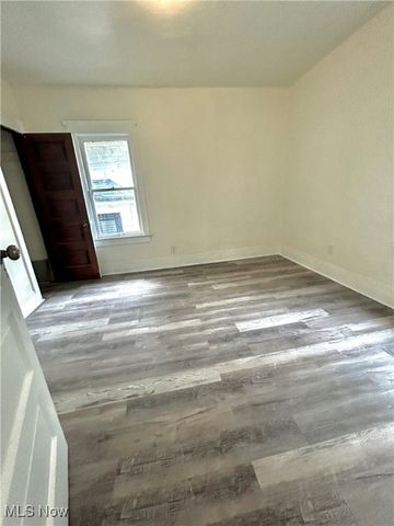 10009 Parmelee Avenue, Cleveland, OH 44108