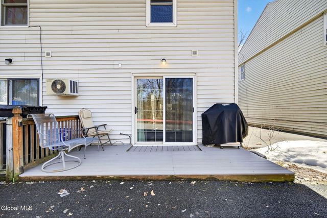 20 Maxwell Drive, Troy, NY 12180