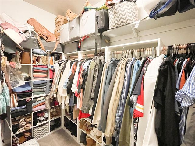 9800 Abington Circle, Edmond, OK 73025