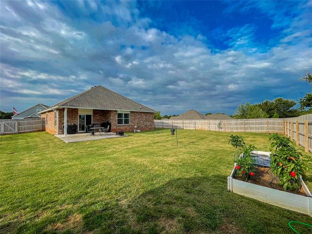 9800 Abington Circle, Edmond, OK 73025