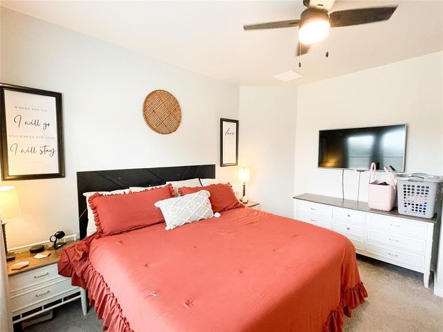 9800 Abington Circle, Edmond, OK 73025