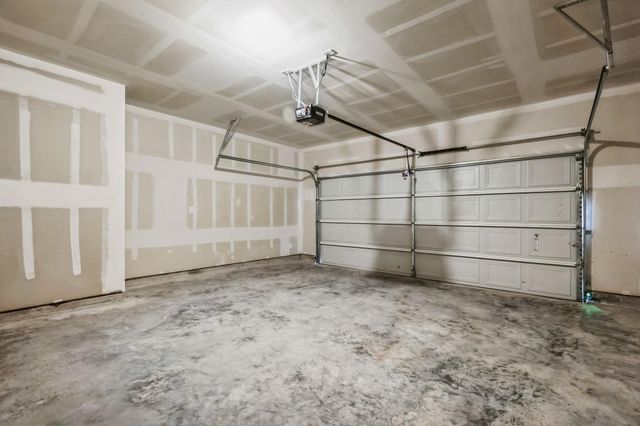 16523 Pine Arrow Drive, Conroe, TX 77302