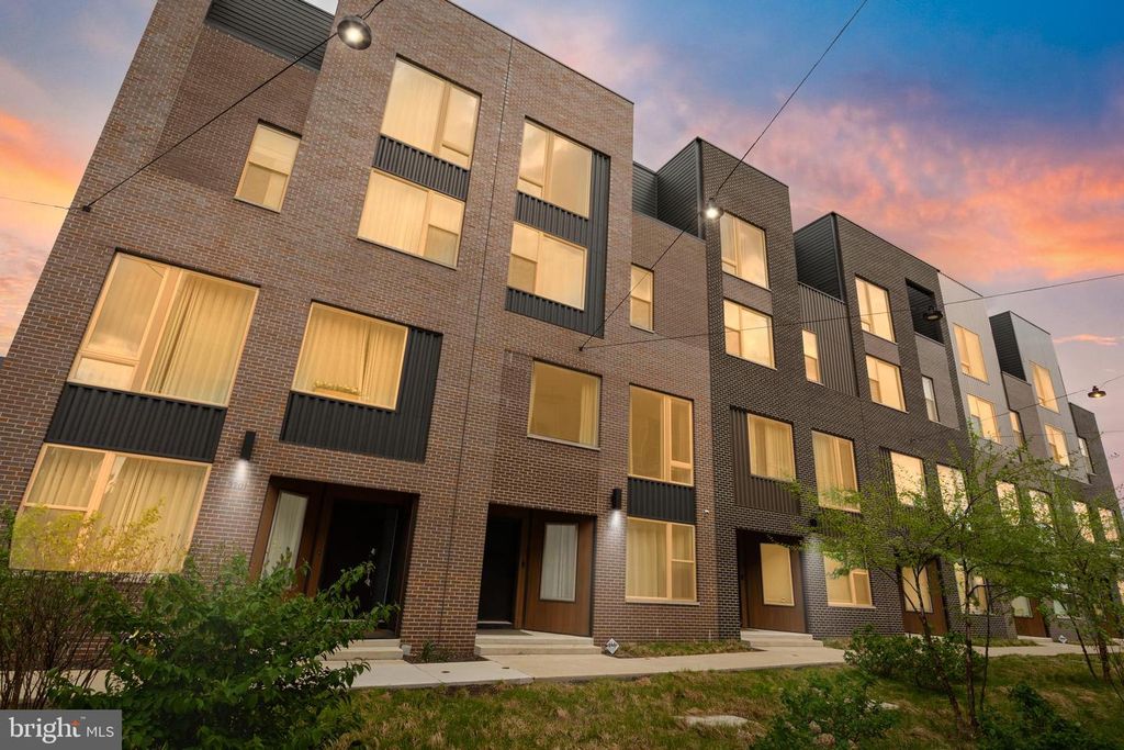 3203 SUNRISE WALK, Philadelphia, PA 19125