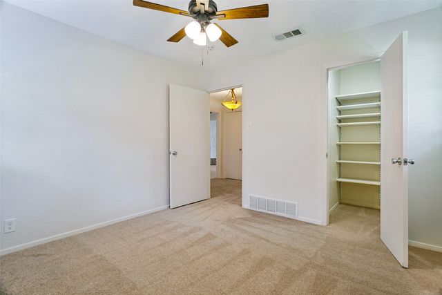 412 Franklin Drive, Euless, TX 76040