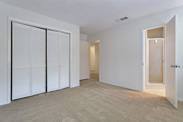 412 Franklin Drive, Euless, TX 76040