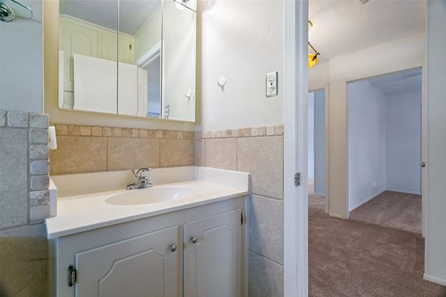 412 Franklin Drive, Euless, TX 76040