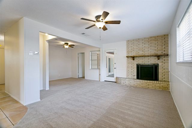 412 Franklin Drive, Euless, TX 76040