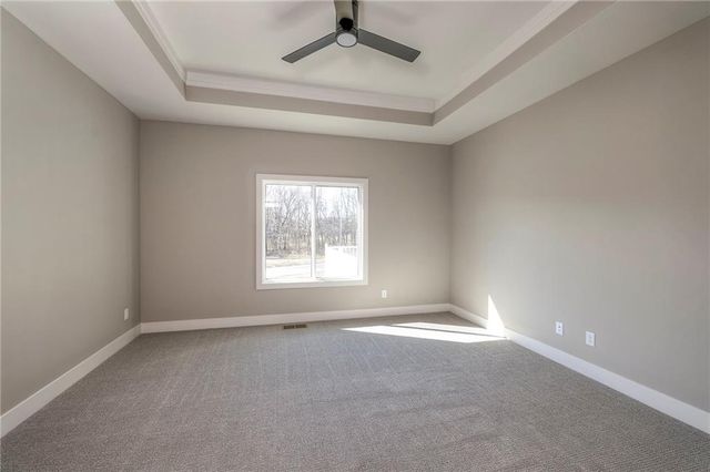 11207 Trevor Drive, Peculiar, MO 64078