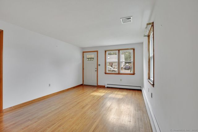 58 Melville Avenue, Meriden, CT 06451