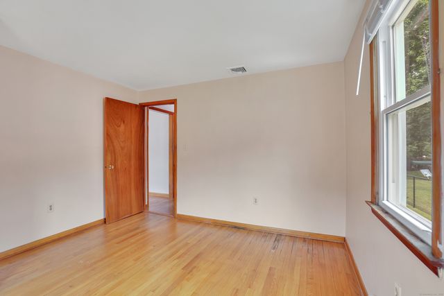 58 Melville Avenue, Meriden, CT 06451