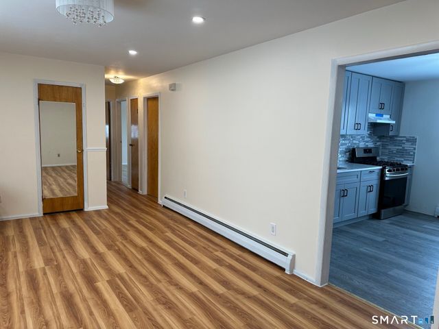 287 East Street, Bristol, CT 06010