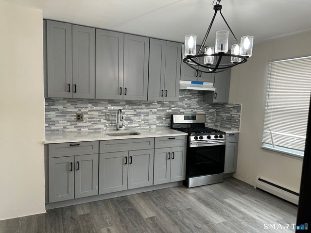 287 East Street, Bristol, CT 06010