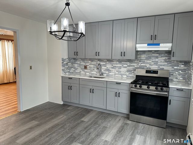 287 East Street, Bristol, CT 06010