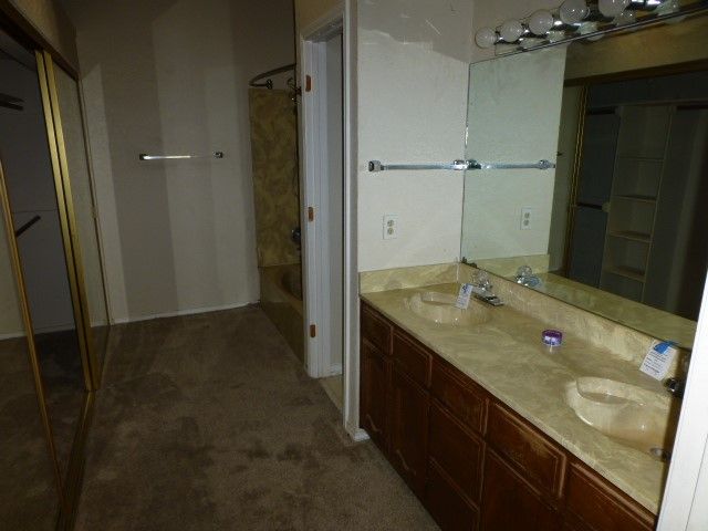 10711 Tall Oak Drive, Fort Worth, TX 76108