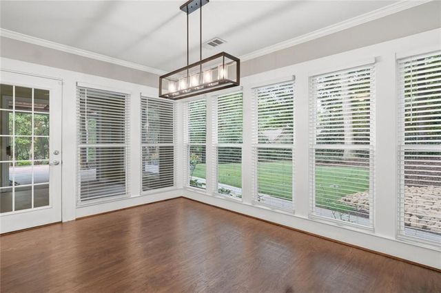 181 W Lake Drive, Roswell, GA 30075
