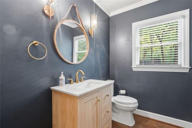 181 W Lake Drive, Roswell, GA 30075