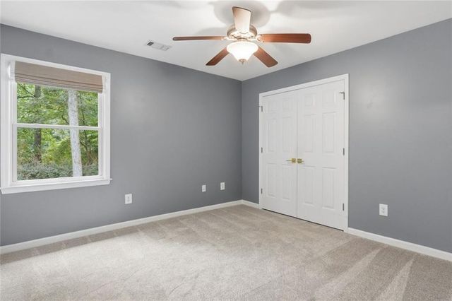 181 W Lake Drive, Roswell, GA 30075