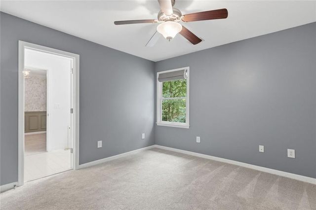 181 W Lake Drive, Roswell, GA 30075