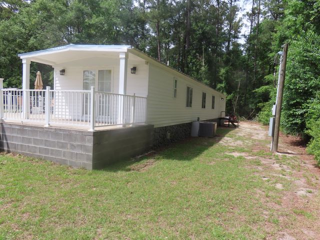 1636 Clubhouse Road, Summerton, SC 29148