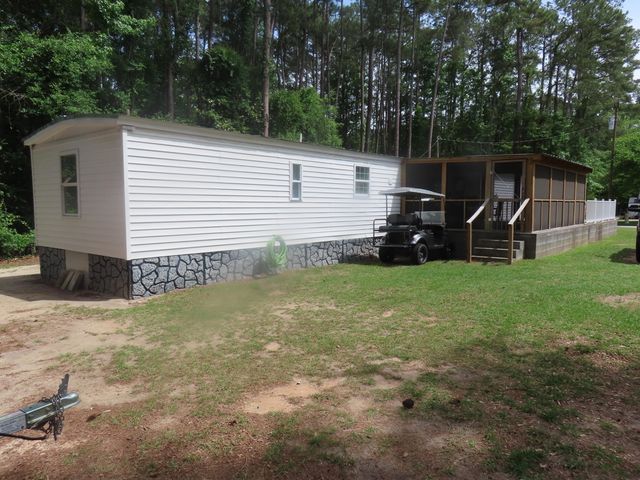 1636 Clubhouse Road, Summerton, SC 29148