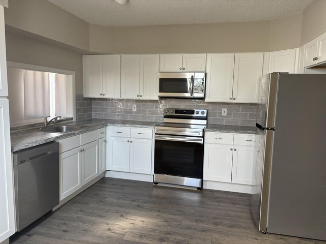 406 WHITE HORSE PIKE, Haddon Heights, NJ 08035