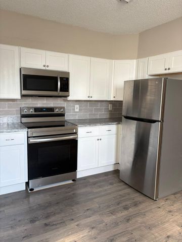 406 WHITE HORSE PIKE, Haddon Heights, NJ 08035