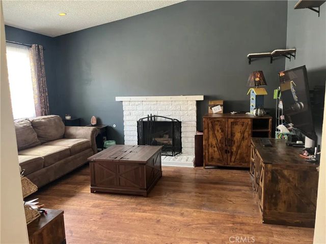 14634 Stanford St., Moorpark, CA 93021