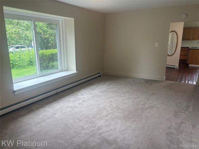 7280 North Road Road, Burtchville Township, MI 48059