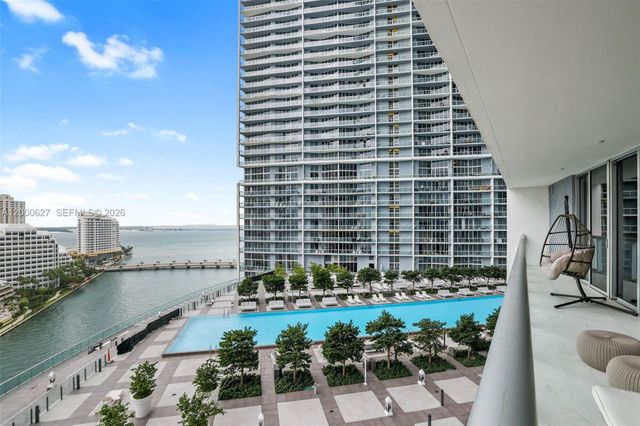 465 Brickell Ave 1805, Miami, FL 33131