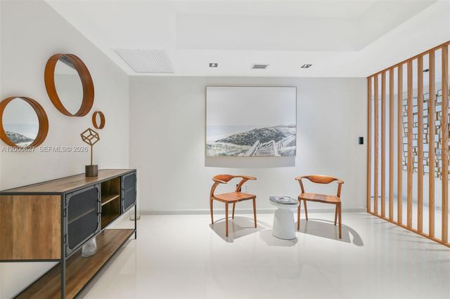 465 Brickell Ave 1805, Miami, FL 33131