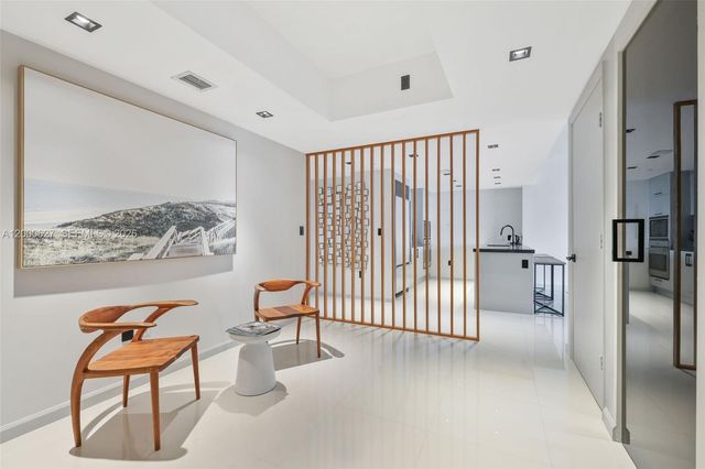 465 Brickell Ave 1805, Miami, FL 33131