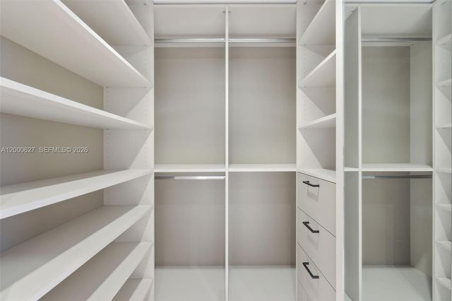 465 Brickell Ave 1805, Miami, FL 33131