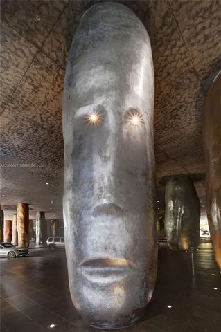 465 Brickell Ave 1805, Miami, FL 33131