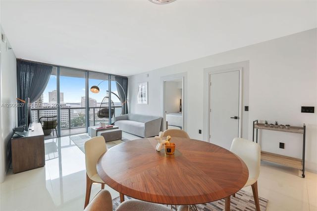 465 Brickell Ave 1805, Miami, FL 33131