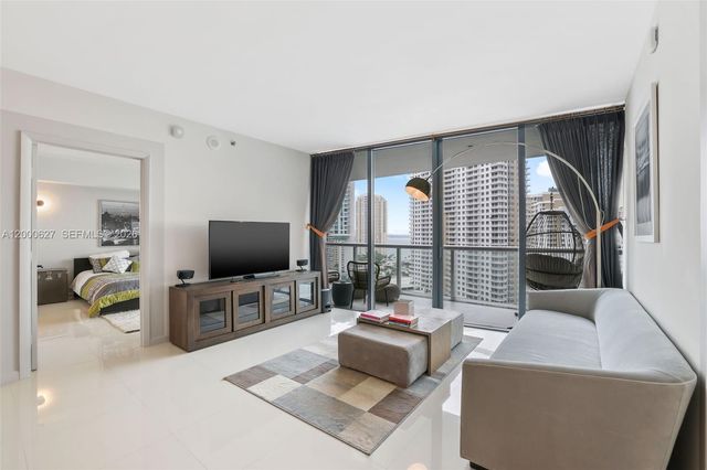 465 Brickell Ave 1805, Miami, FL 33131