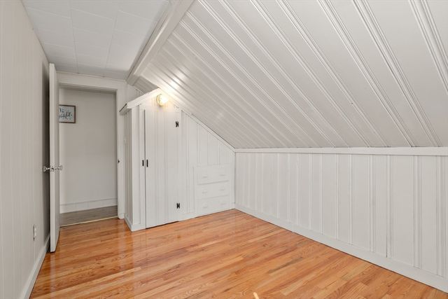 155 Grand St, Worcester, MA 01603