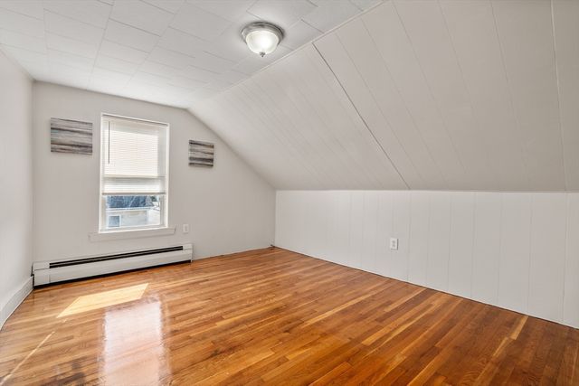 155 Grand St, Worcester, MA 01603