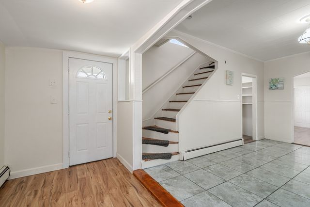 155 Grand St, Worcester, MA 01603