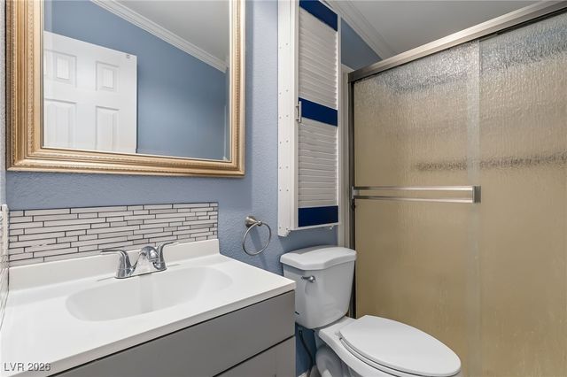 1611 Esquina Street, Laughlin, NV 89029