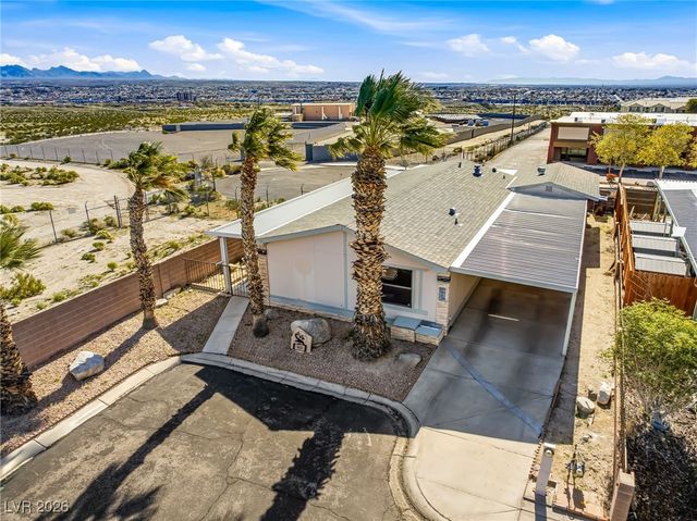 1611 Esquina Street, Laughlin, NV 89029