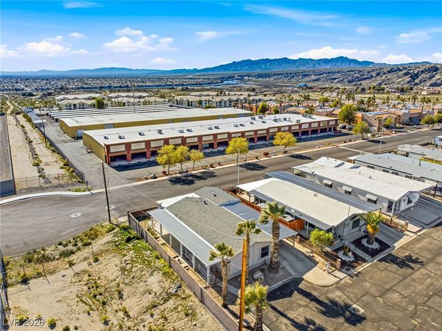 1611 Esquina Street, Laughlin, NV 89029