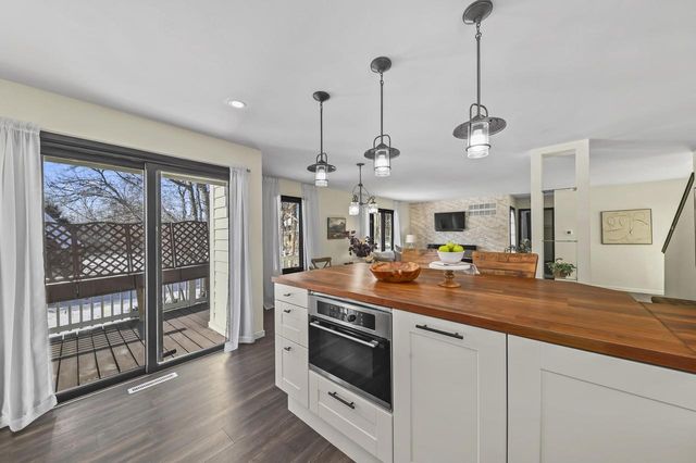 N81W13612 Wedge COURT, Menomonee Falls, WI 53051