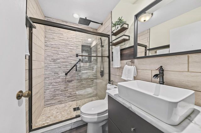 N81W13612 Wedge COURT, Menomonee Falls, WI 53051